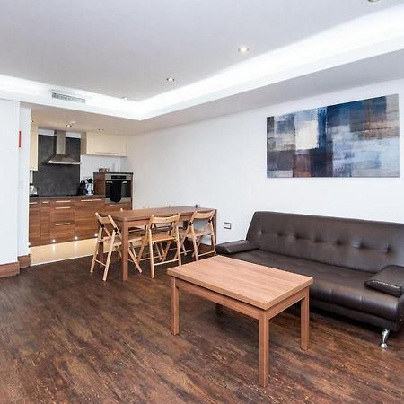 Livin' Serviced Apartments Watford  Exterior foto
